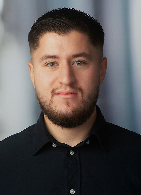 Porträt von Halid Ünal, Geschäftsführer von AMAN Multiservices